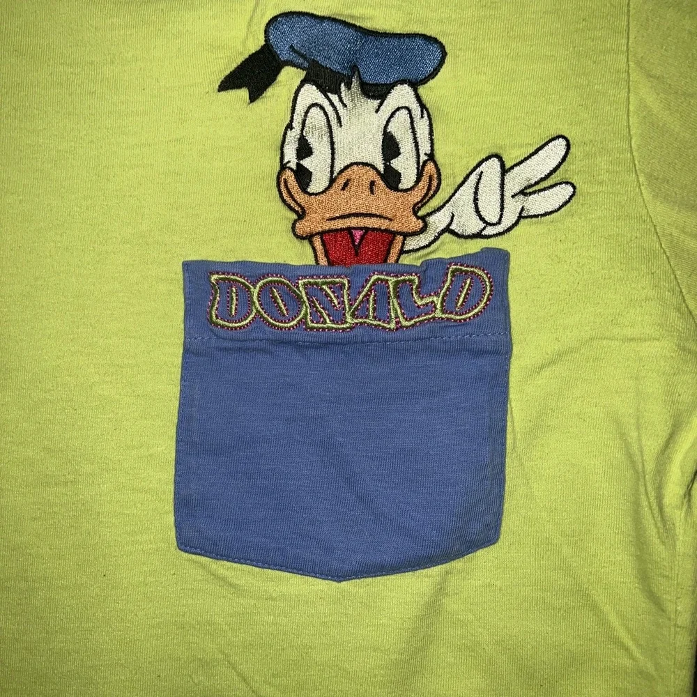 VTG Donald Duck Disney T Shirt Men's Size L Green Pocket Tee 90s S/S Mickey & Co